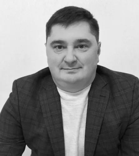 Лазаренко Максим Михайлович