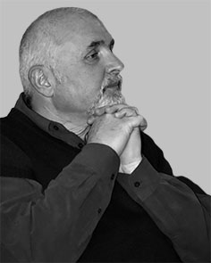 Квітневий Роман