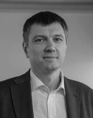 О. І. Шкуратов