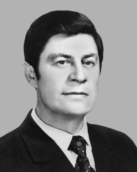 Медведєв